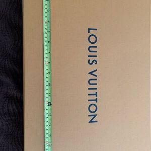 Louis Vuitton Purse box